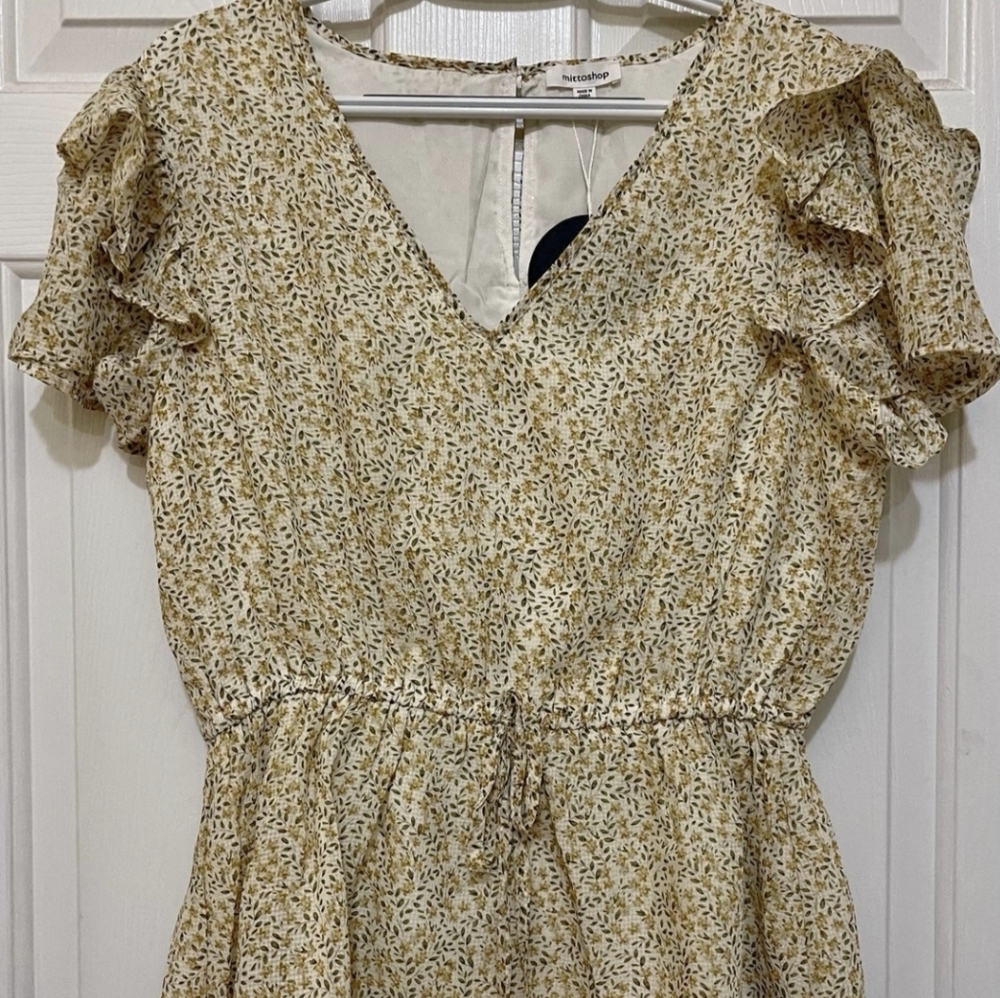 NWT Mittoshop Peplum Top